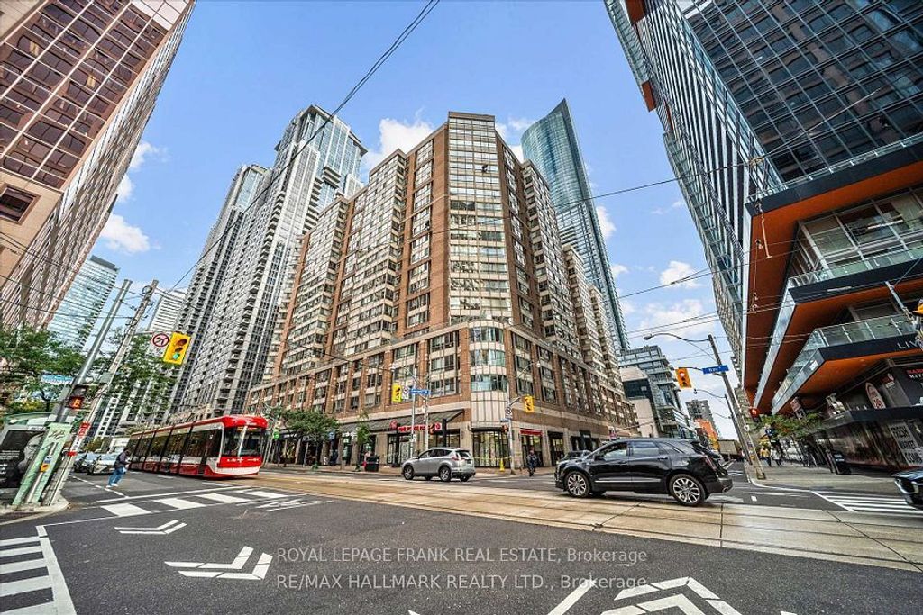 Photo of 717 Bay Street #1702, Toronto, ON M5G 2J9 (MLS # C12765404)