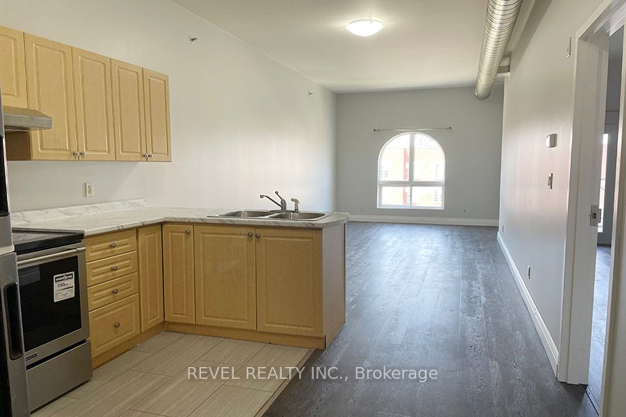 150 Colborne Street 403