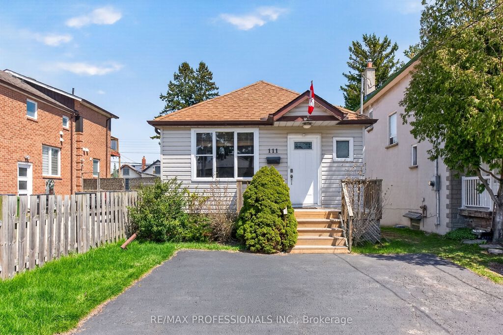 Photo of 111 Seventeenth Street, Toronto, ON M8V 3K5 (MLS # W13086620)