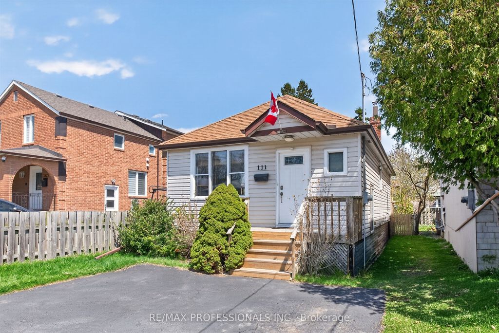 Photo of 111 Seventeenth Street, Toronto, ON M8V 3K5 (MLS # W13086620)