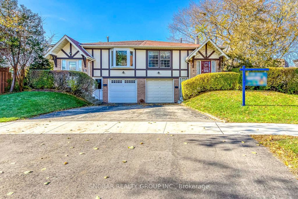 Photo of 8 Hilliard Place, Toronto, ON M9R 2N1 (MLS # W12562222)