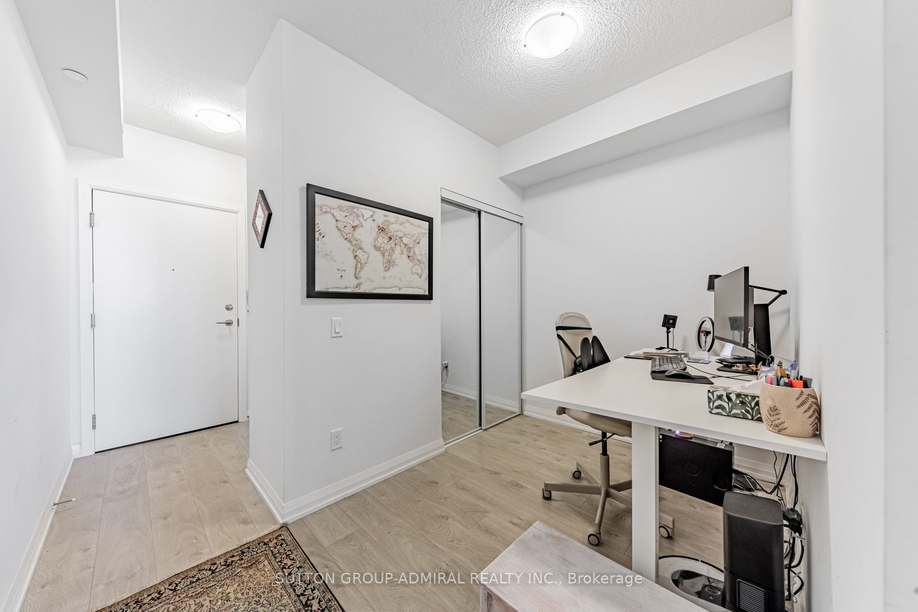 7895 Jane Street 2812
