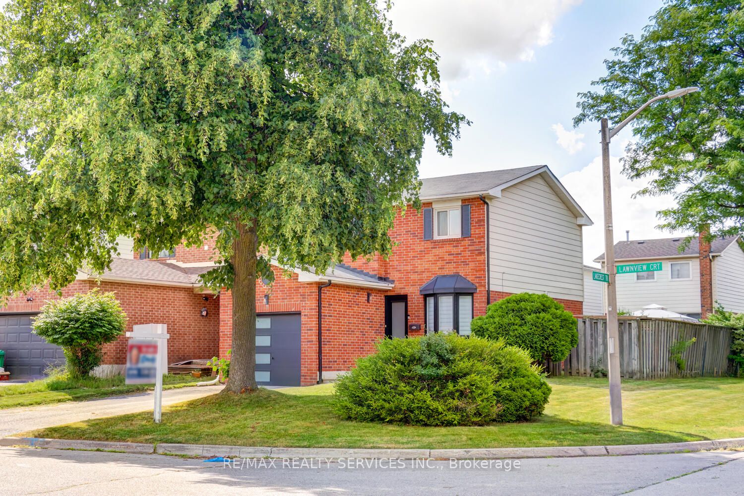 2 Lawnview Court