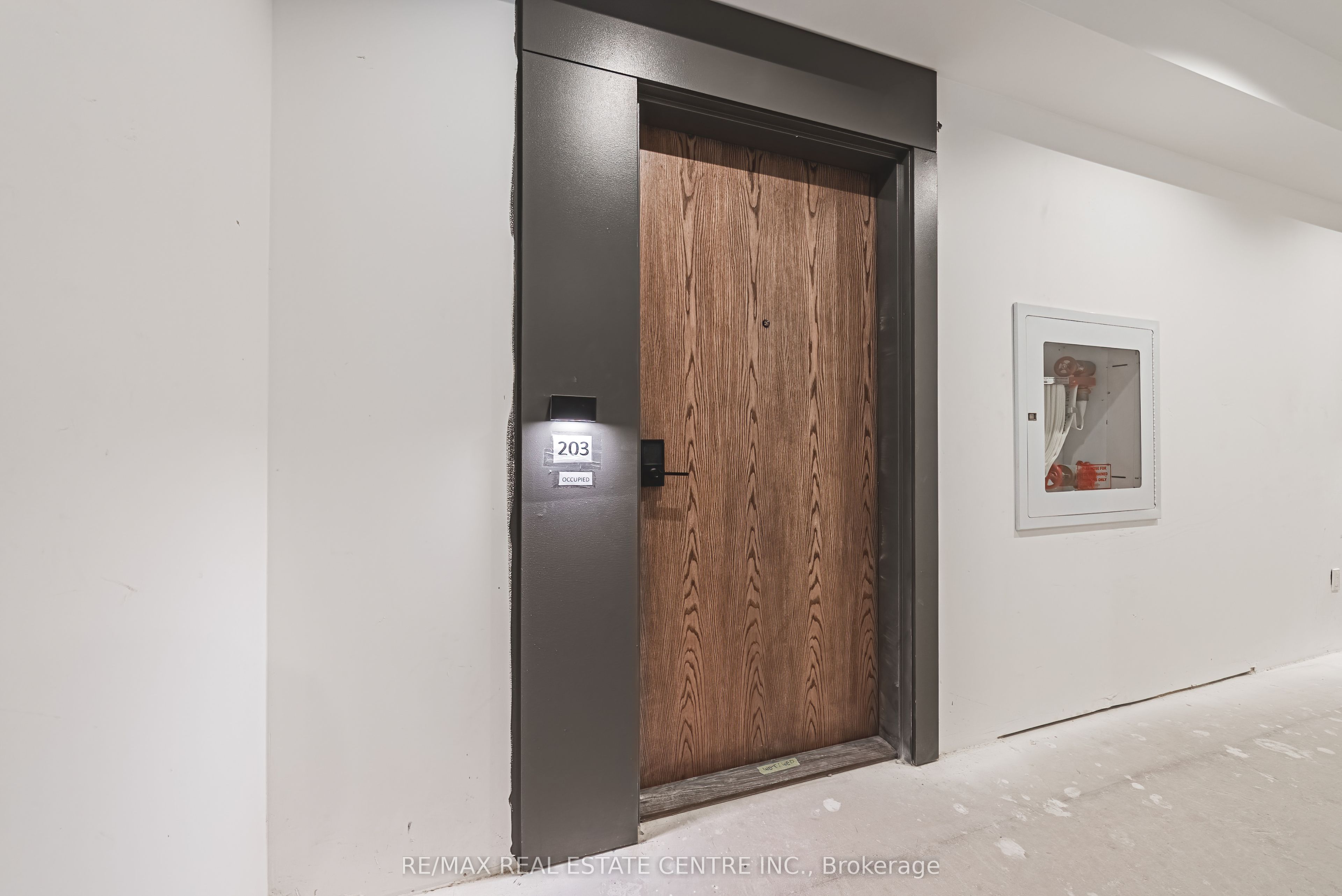 1035 Southdown Road 203