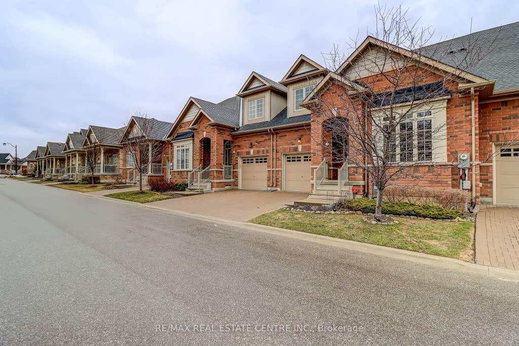 Photo of 3 Alamode Road, Brampton, ON L6R 3Z8 (MLS # W13652672)