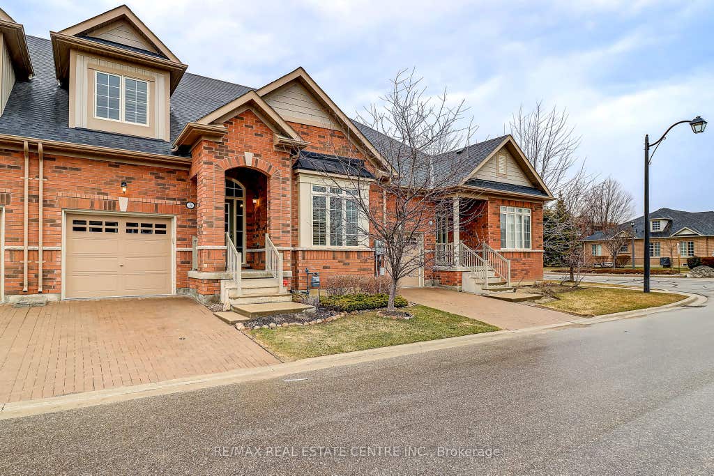 Photo of 3 Alamode Road, Brampton, ON L6R 3Z8 (MLS # W13652672)