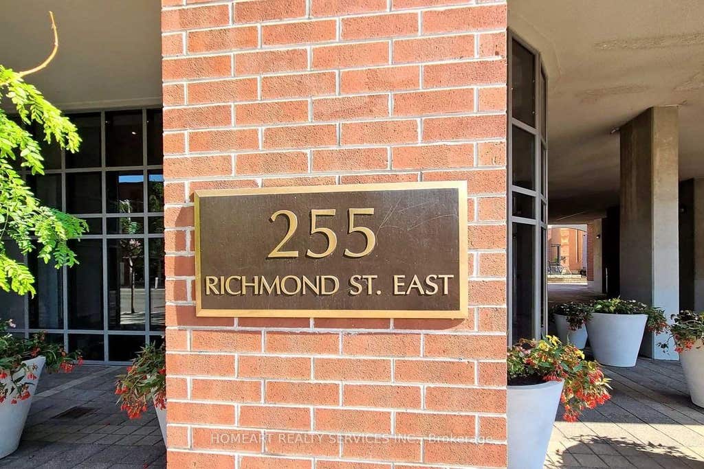 Photo of 255 Richmond Street E #404, Toronto, ON M5A 4T7 (MLS # C13412116)