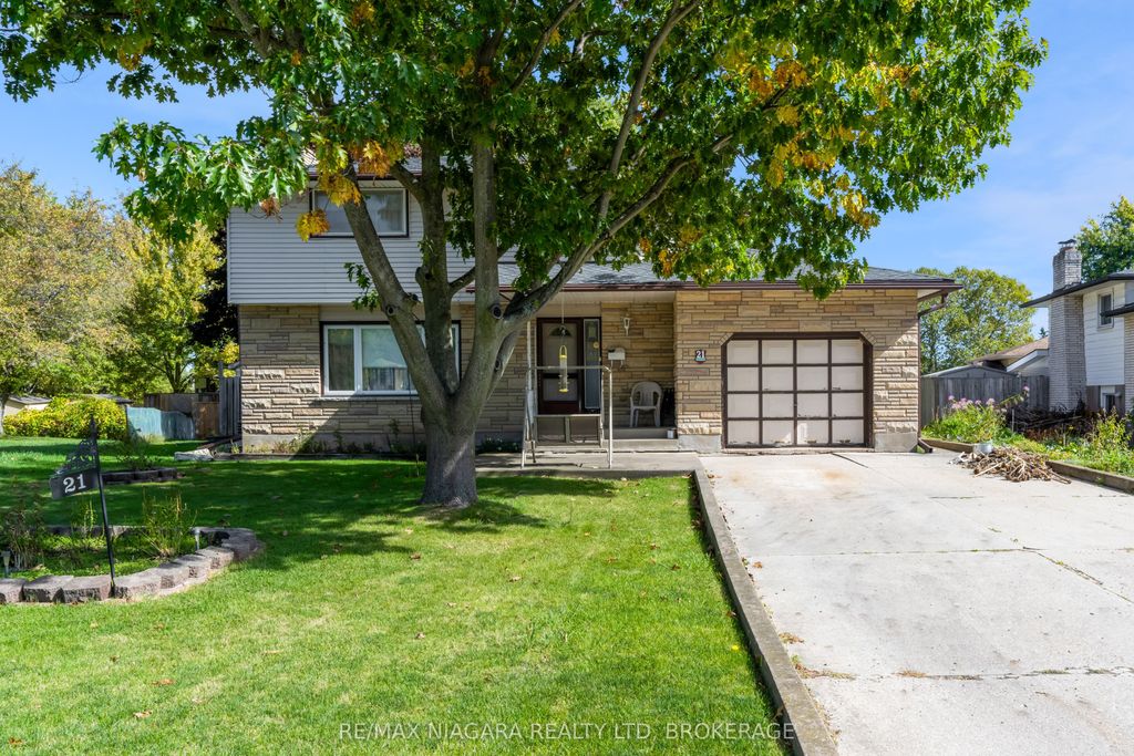 Photo of 21 Donlea Drive, Port Colborne, ON L3K 4W8 (MLS # X12459867)