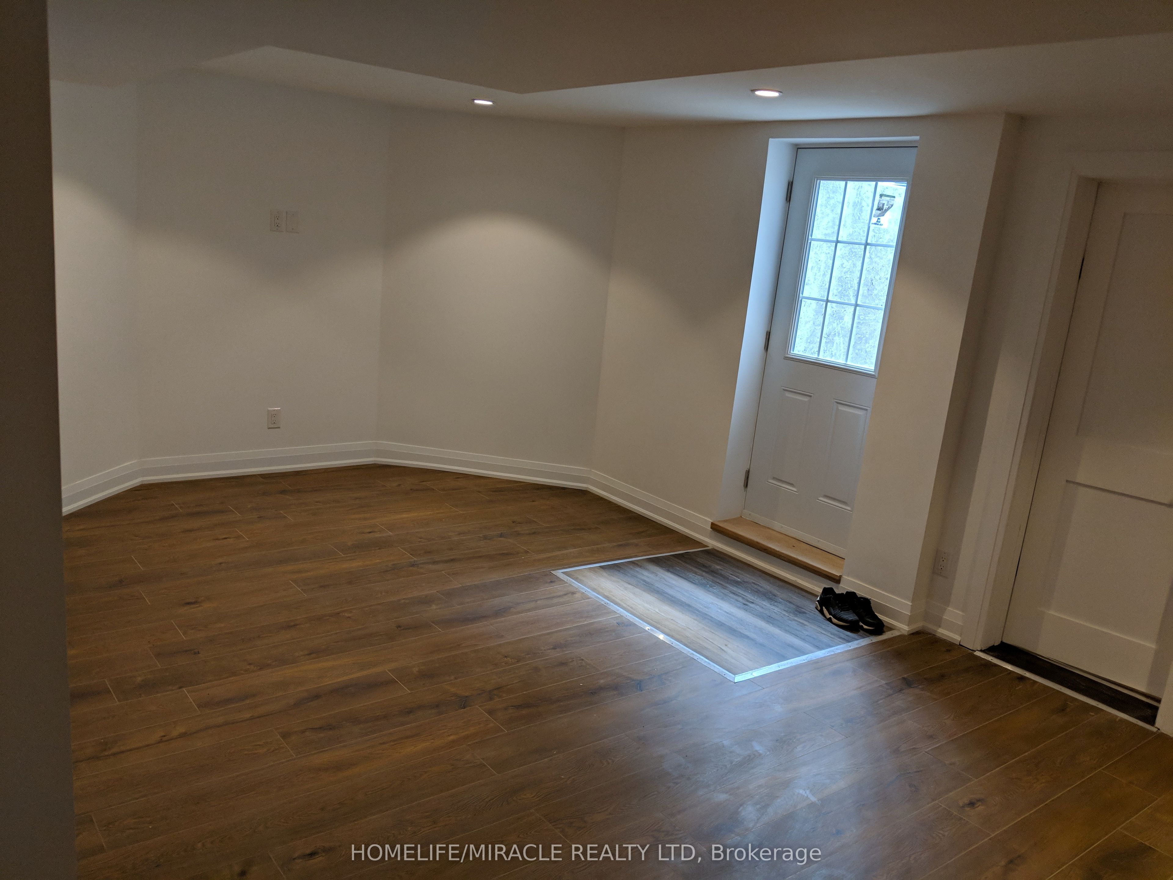 37 Santa Barbara Place Bsmt
