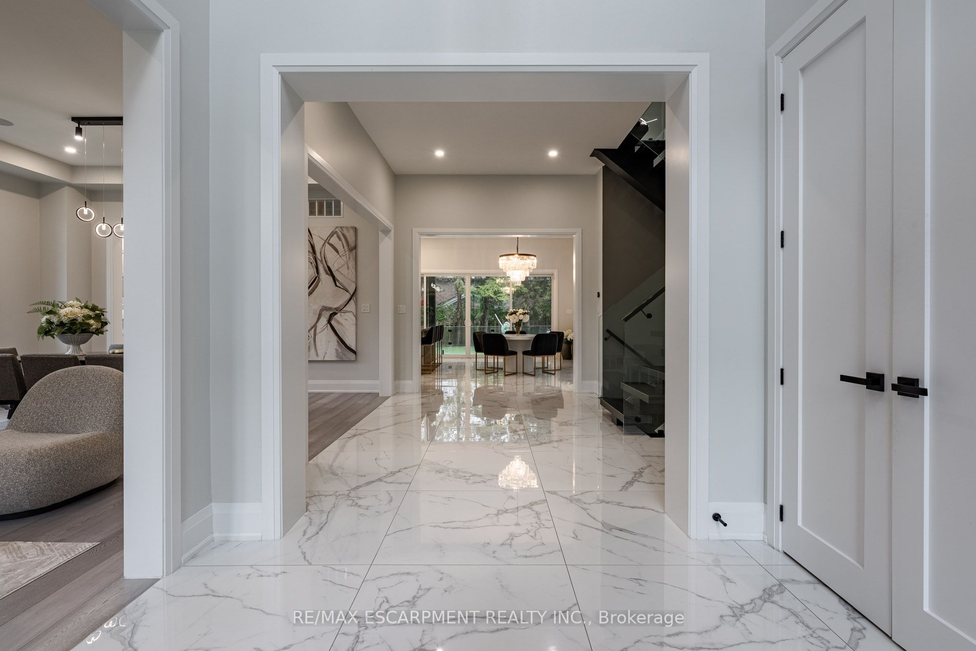 2110 Stonehouse Crescent
