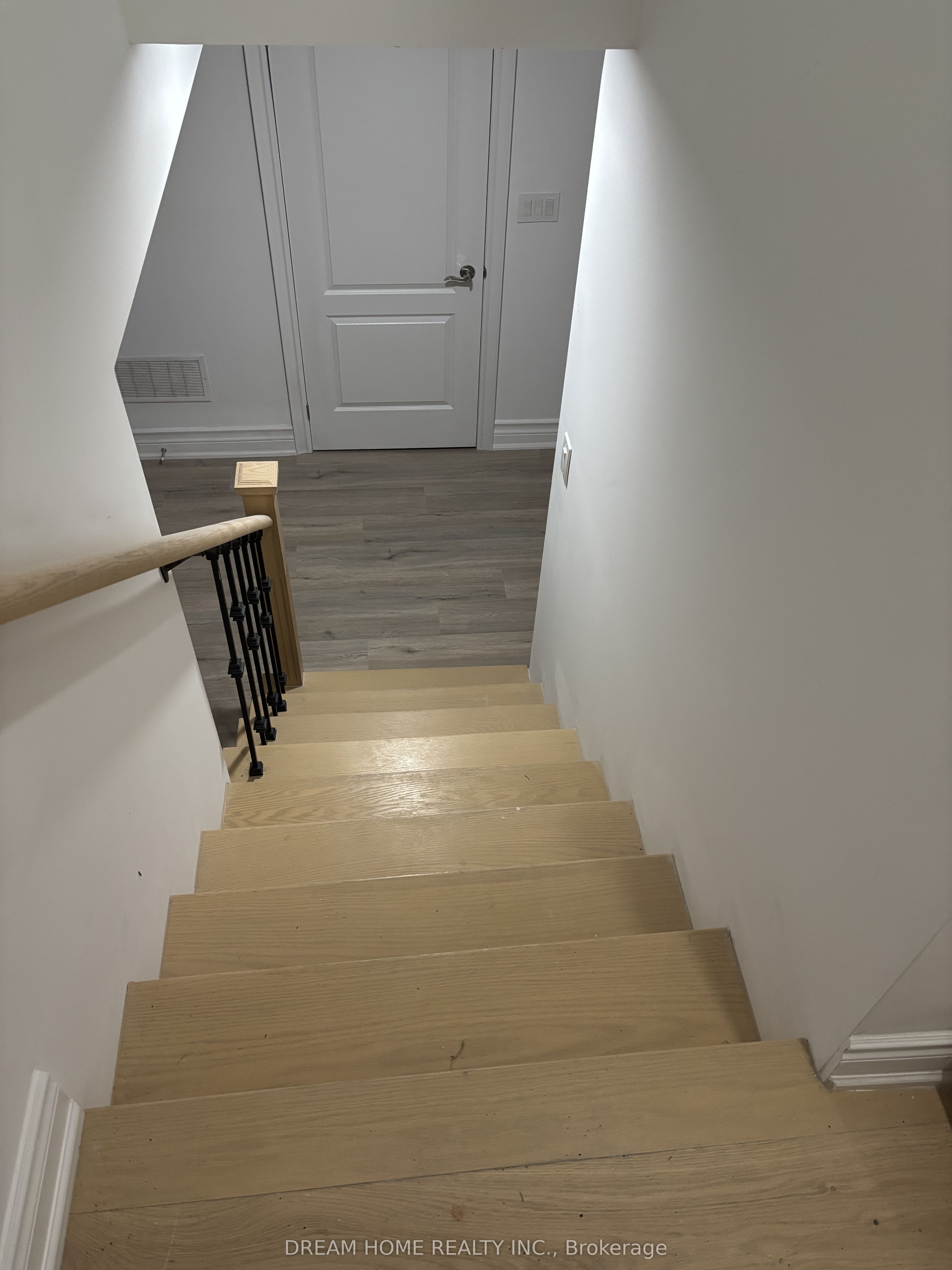 9 Rusholme Drive E Bsmt