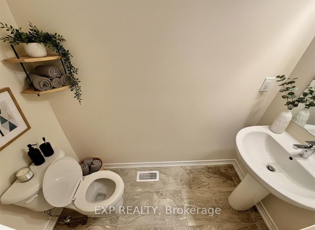Photo of 107 Mcgill Avenue, Erin, ON N0B 1T0 (MLS # X13036420)