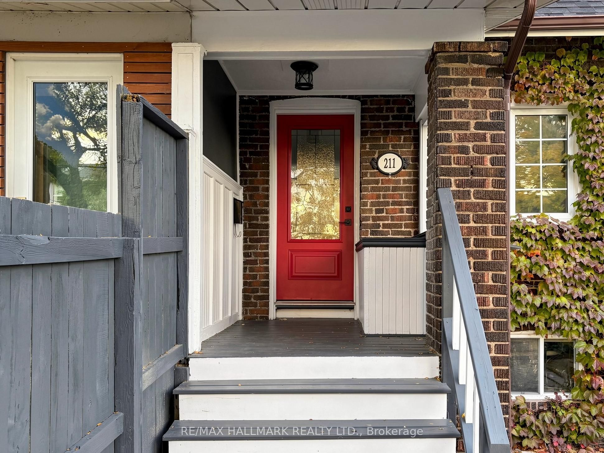 211 Golfview Avenue
