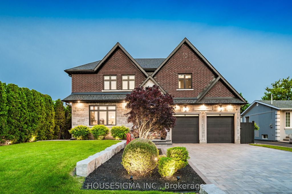 Photo of 1298 Pinegrove Road, Oakville, ON L6L 2X3 (MLS # W13018306)