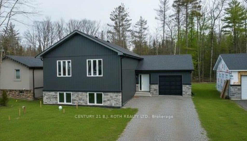 Photo of 3191 Cove Avenue, Innisfil, ON L9S 2K7 (MLS # N13073050)