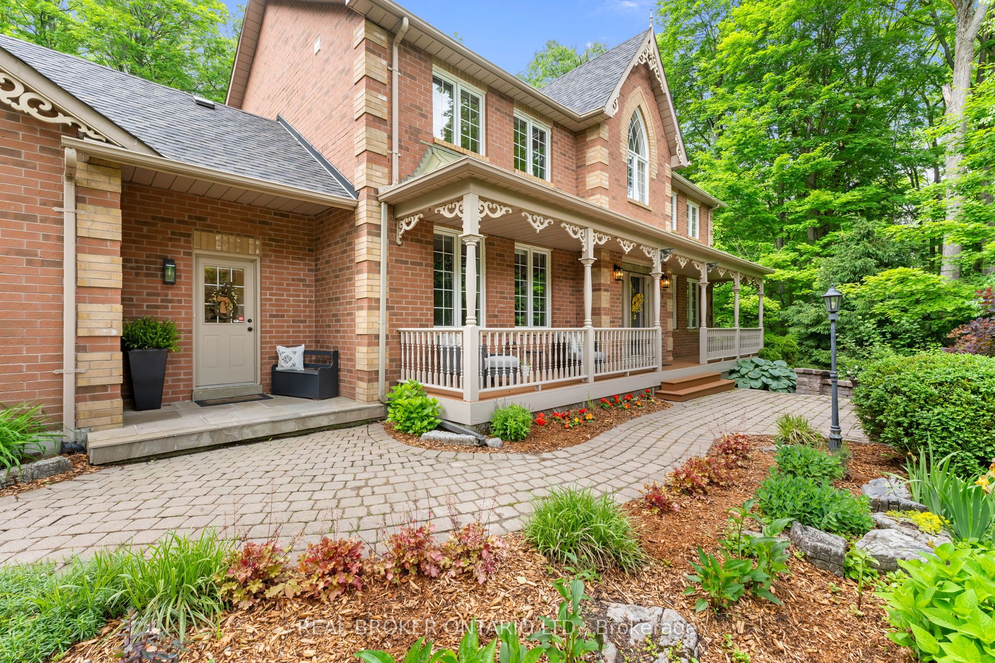 8 Oakview Place