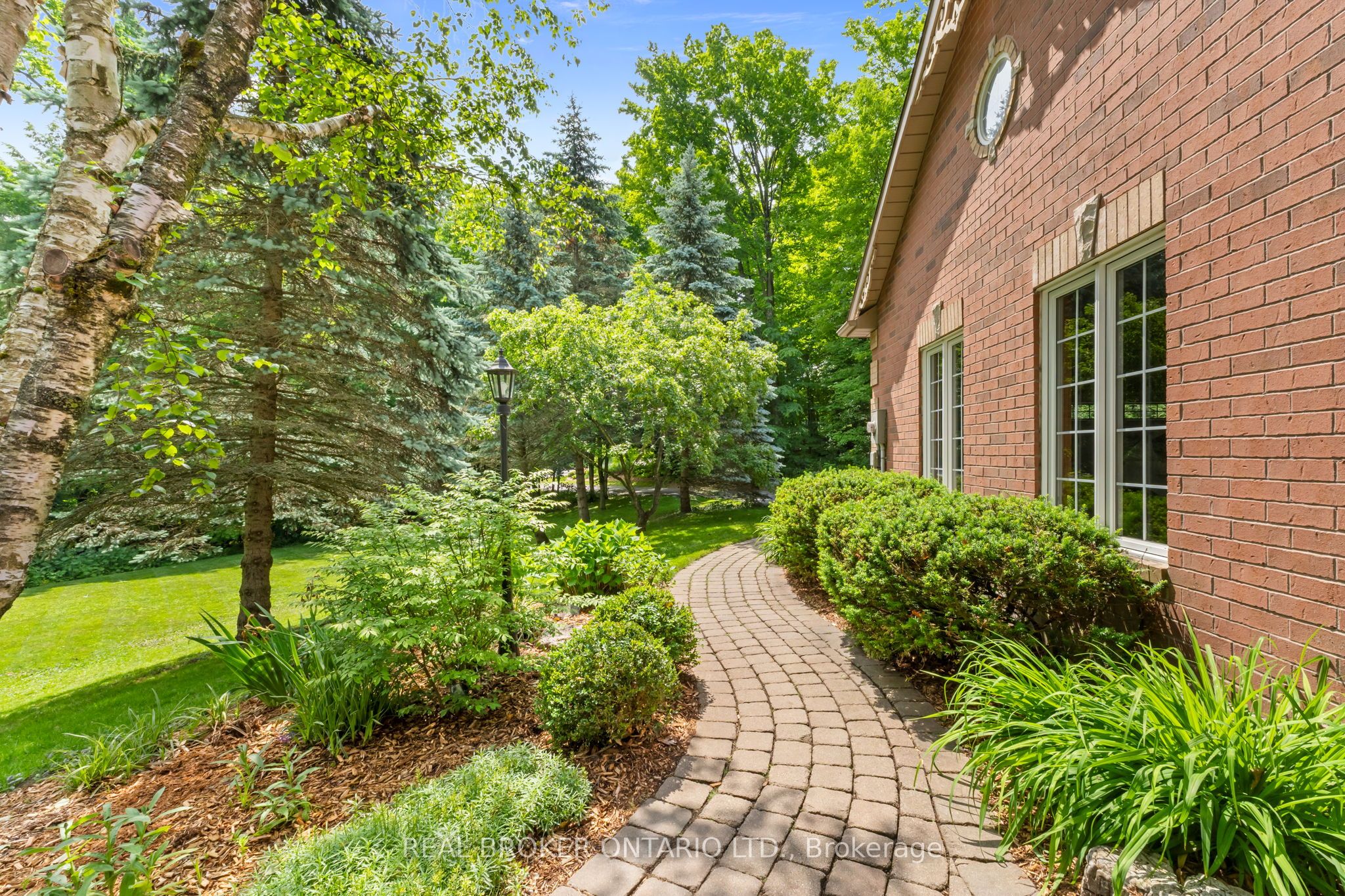 8 Oakview Place