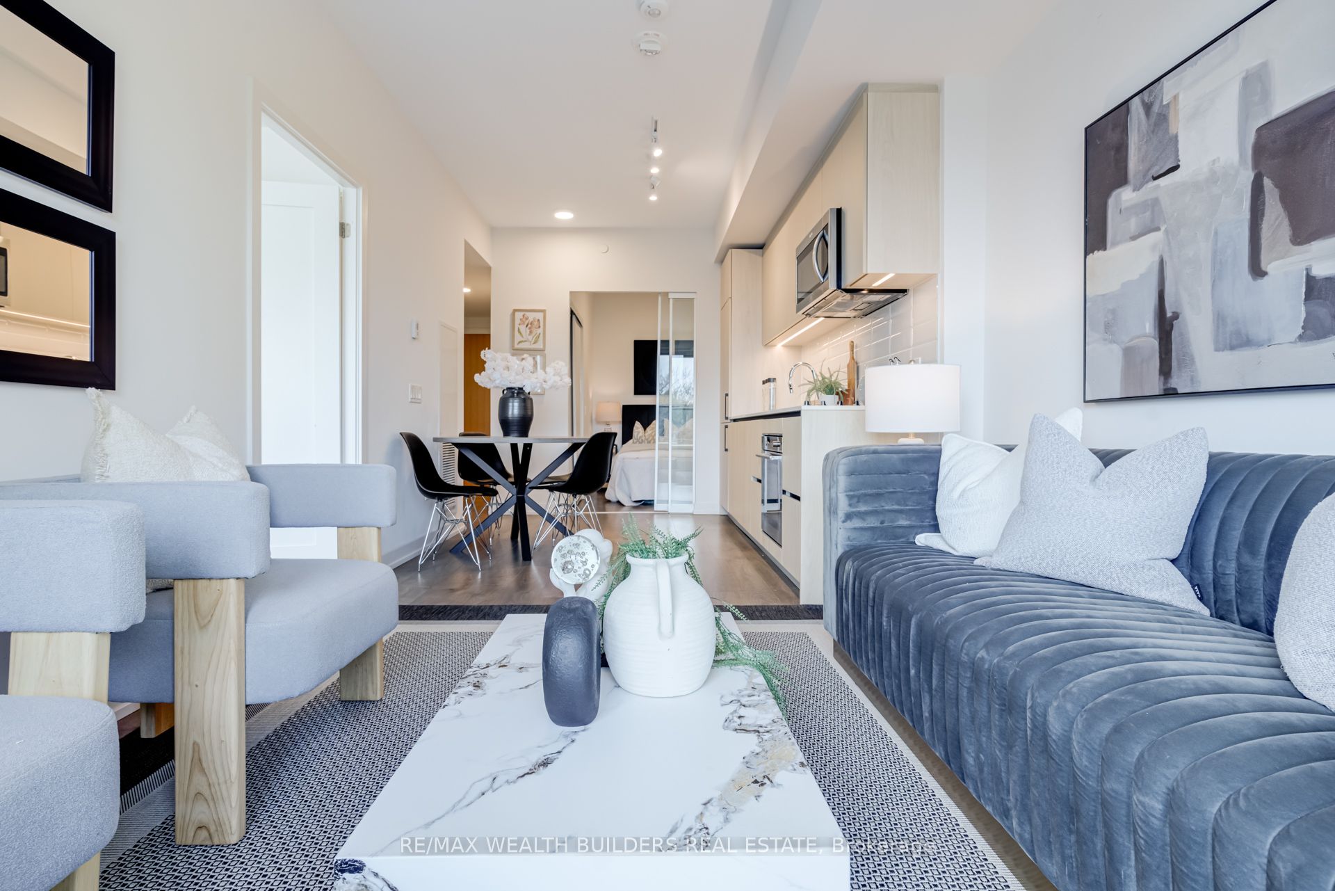 150 Logan Avenue 444