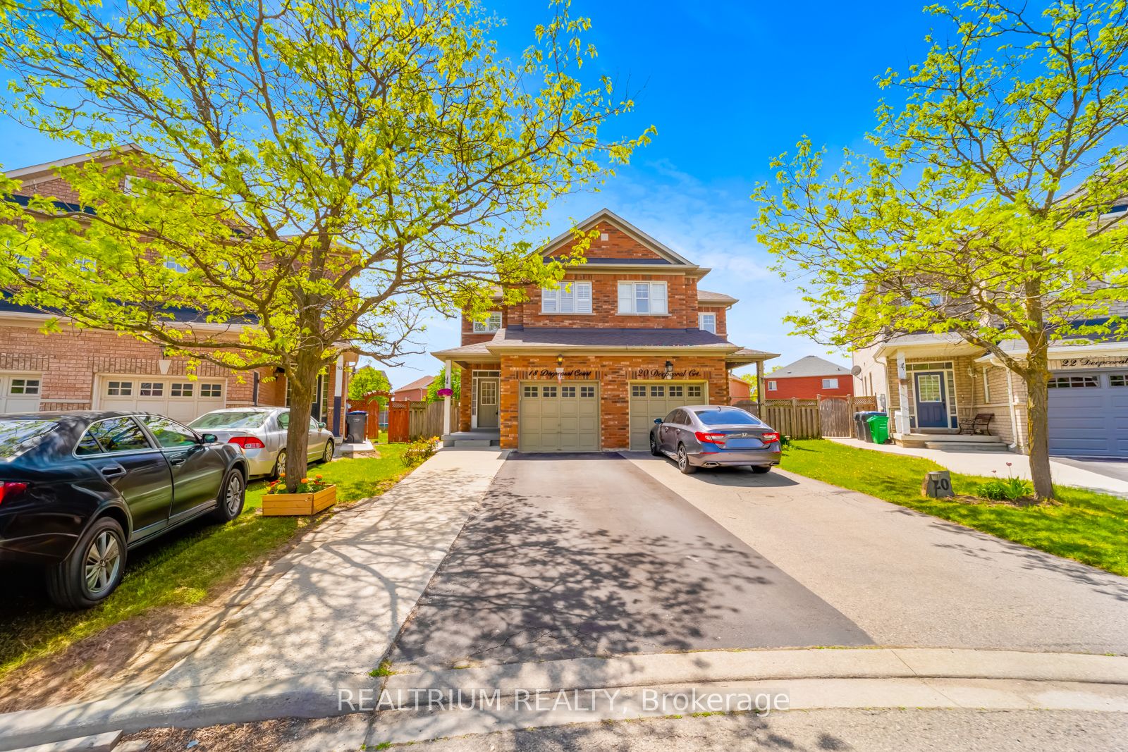 18 Deepcoral Court