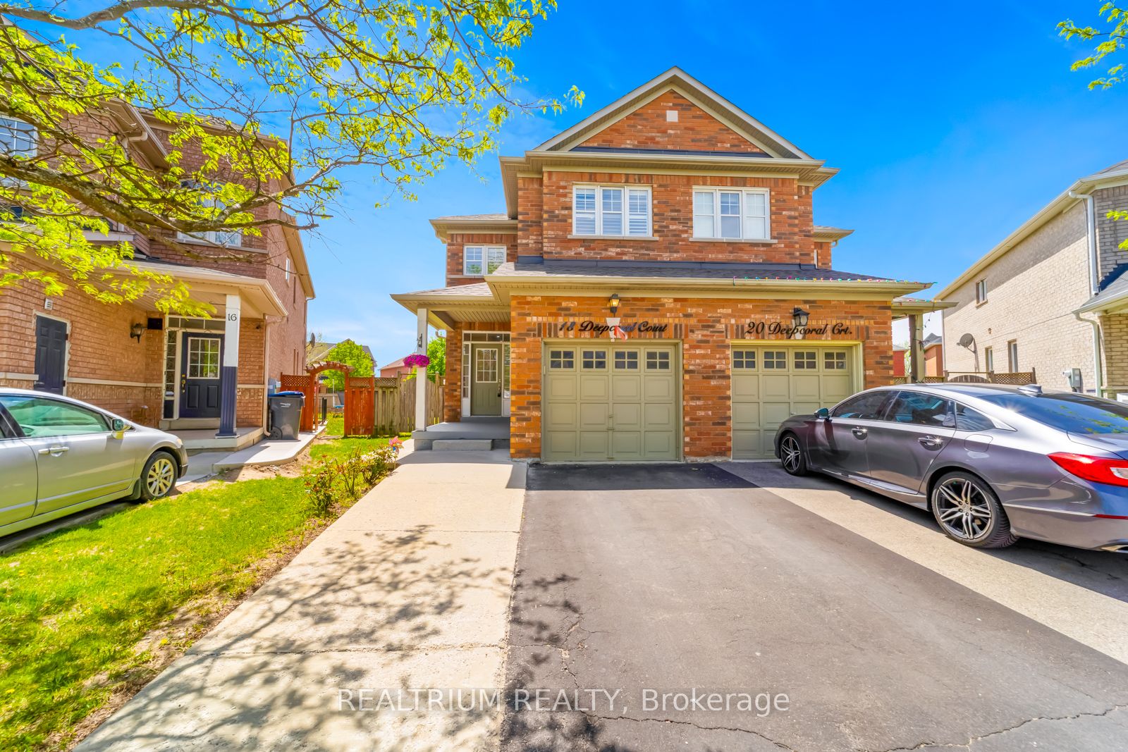 18 Deepcoral Court