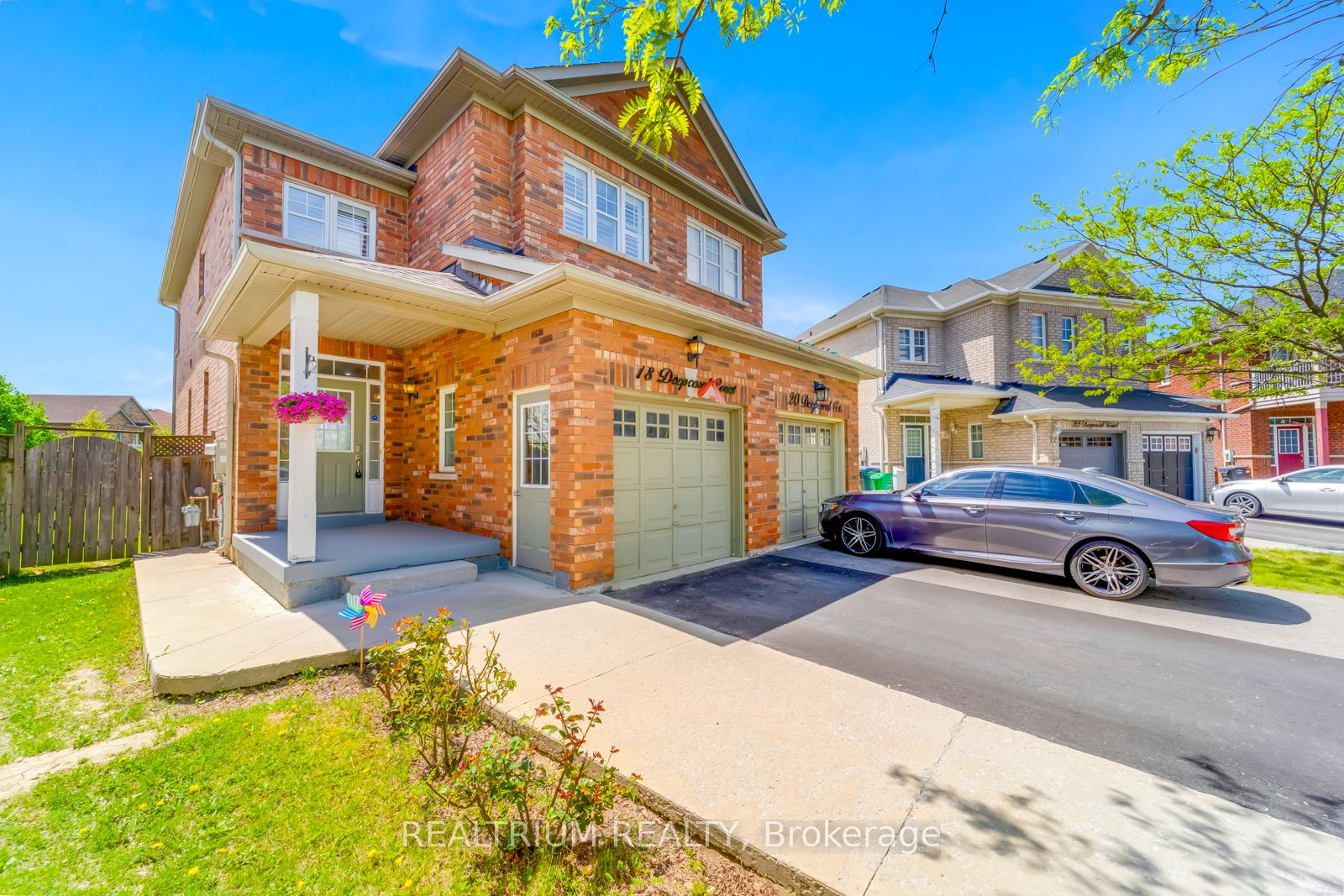 18 Deepcoral Court
