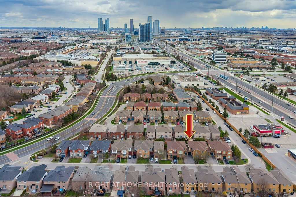 Photo of 104 Pinedale Gate, Vaughan, ON L4L 8X3 (MLS # N13093180)