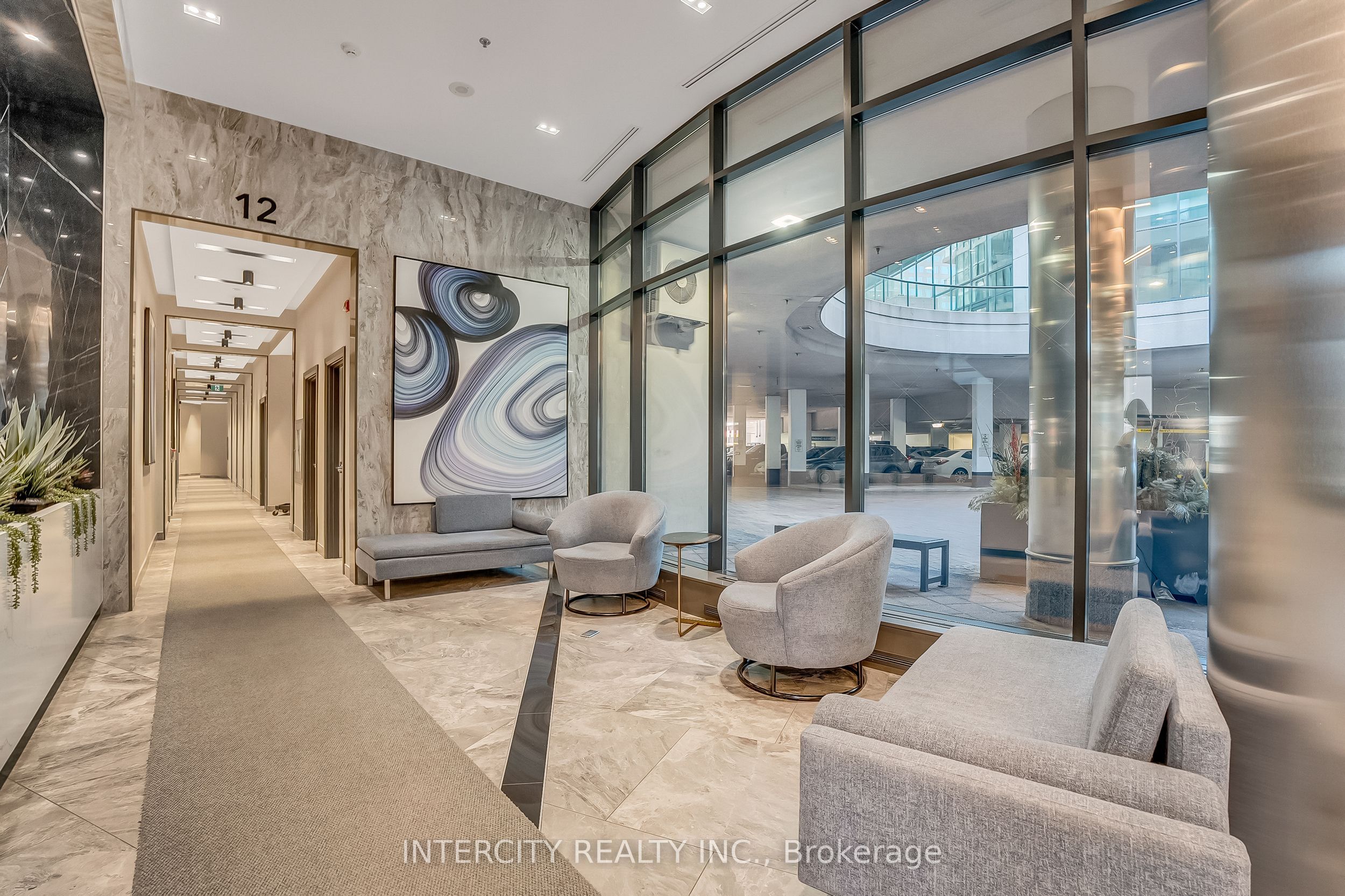 12 Yonge Street 1010