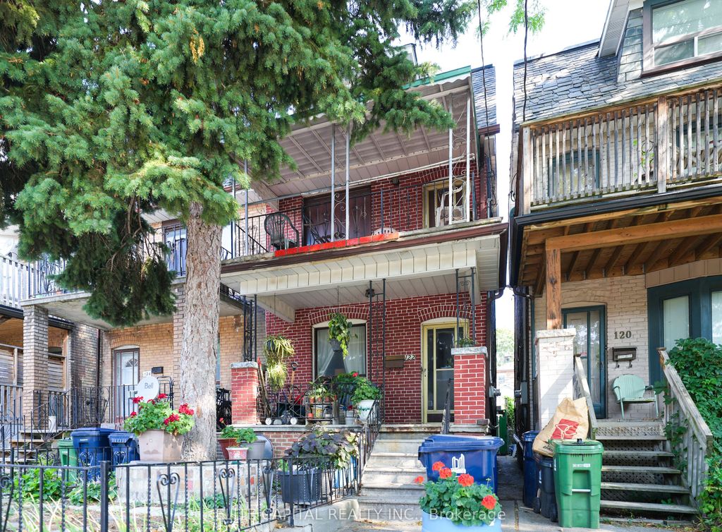 Photo of 122 Marchmount Road, Toronto, ON M6G 2B1 (MLS # C12336374)