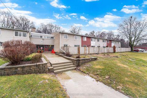 3308 The Credit Woodlands N/A 11 Mississauga ON L5C 2J8