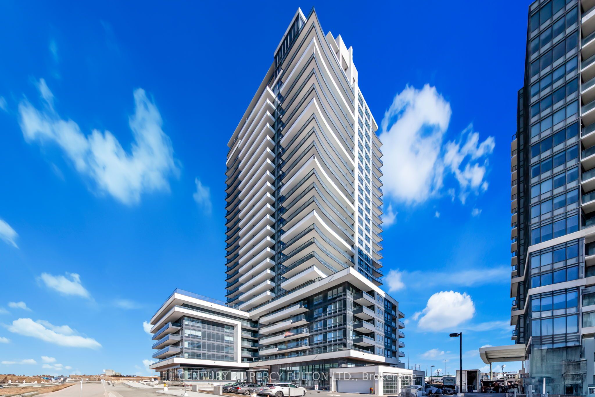 Photo 1 of 16 — 1455 Celebration Drive 210, Pickering, ON L1W 1L8