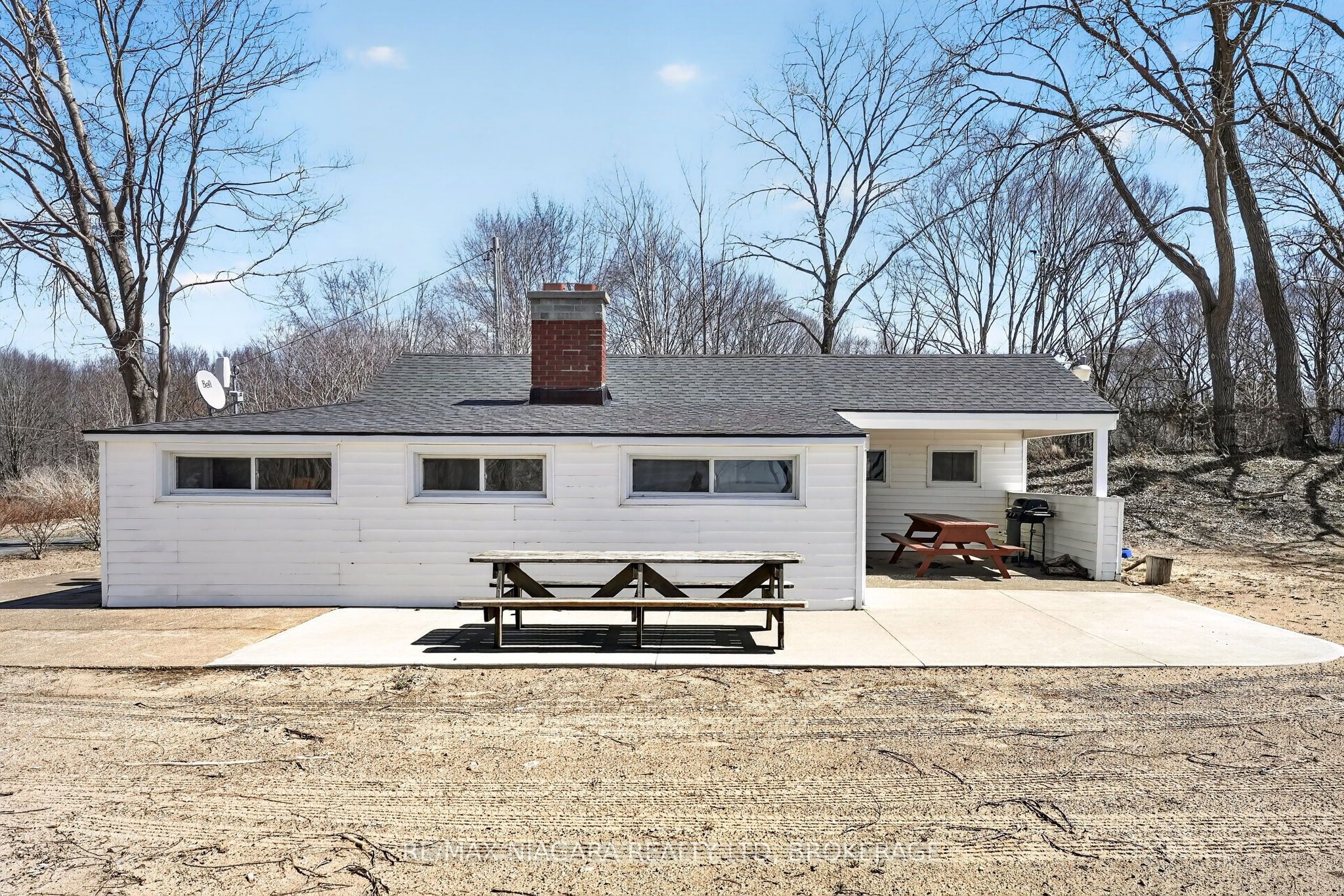 239 Pleasant Beach Road