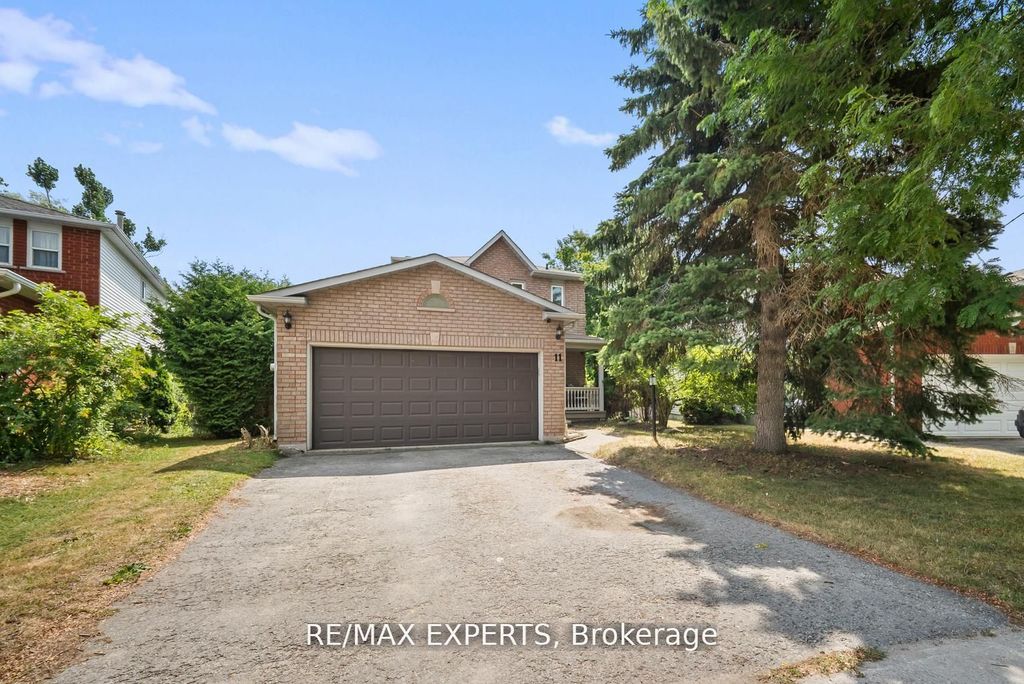 Photo of 11 Penton Drive, Barrie, ON L4N 7A3 (MLS # S12594202)