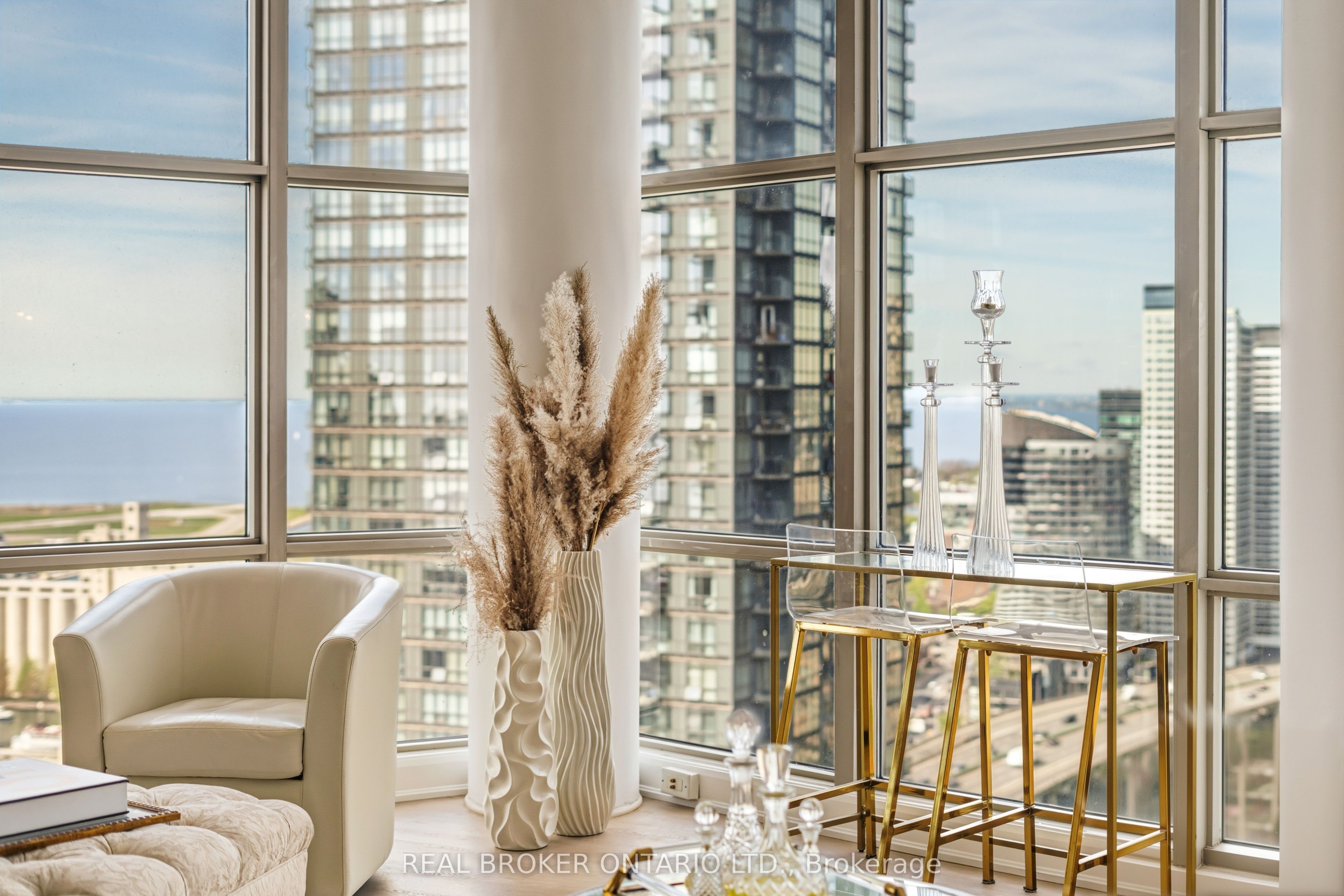 10 Navy Wharf Court 3812