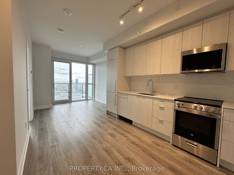 430 Square One Drive 4002 Mississauga ON L5B 0L6