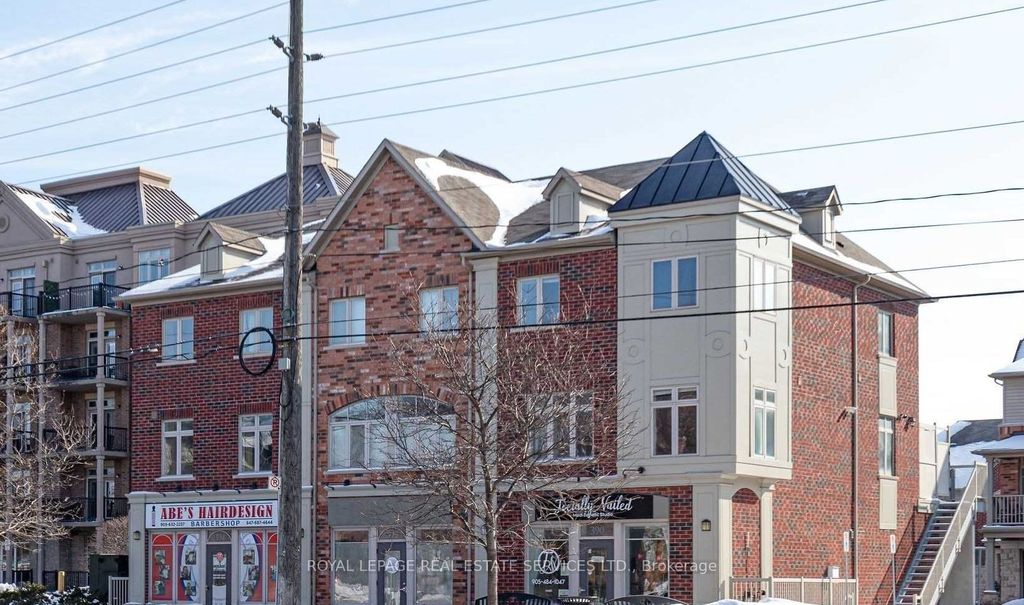 Photo of 362 Plains Road E #6, Burlington, ON L7T 0A4 (MLS # W13023142)