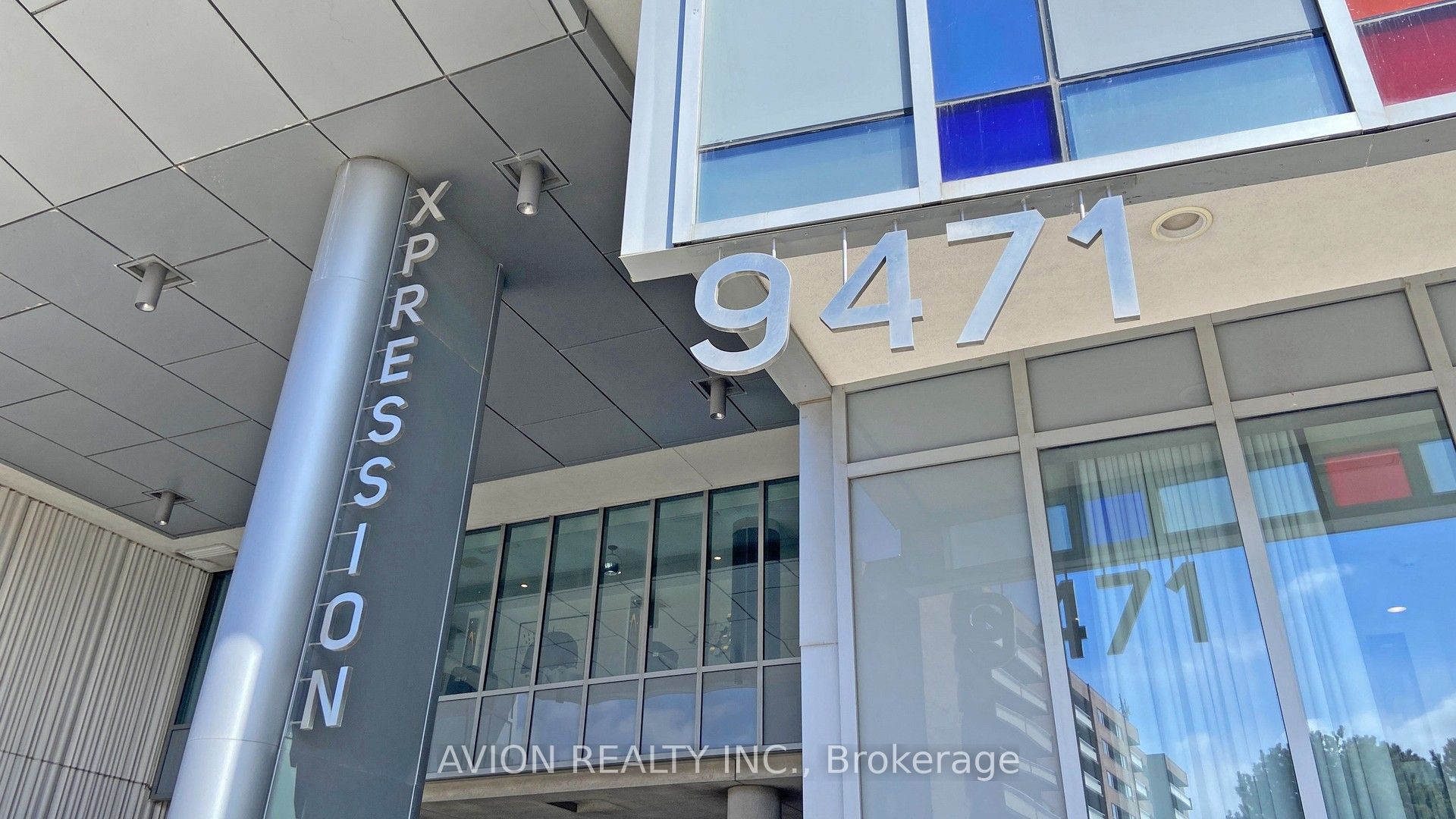 9471 Yonge Street 532
