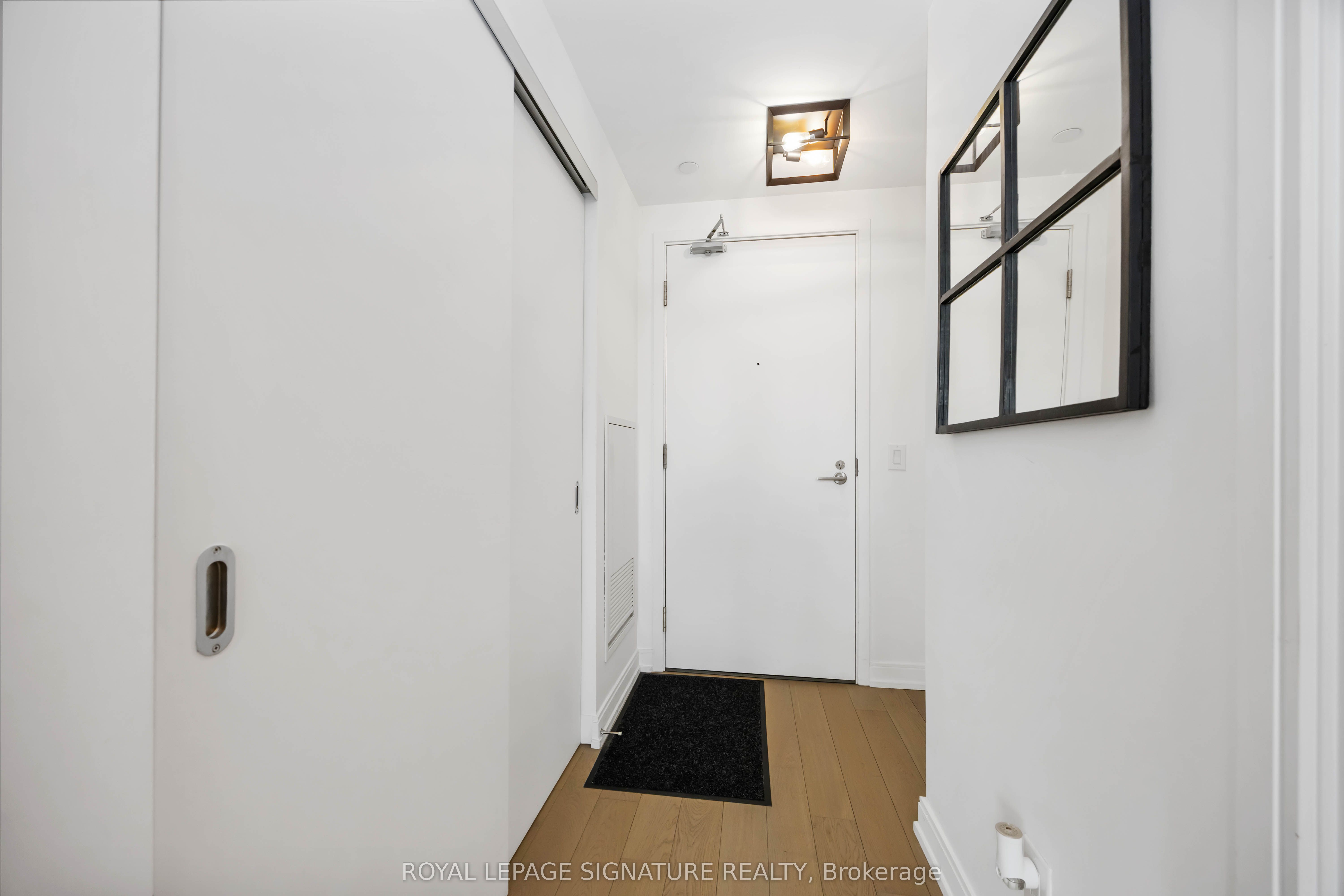1100 Kingston Road 513