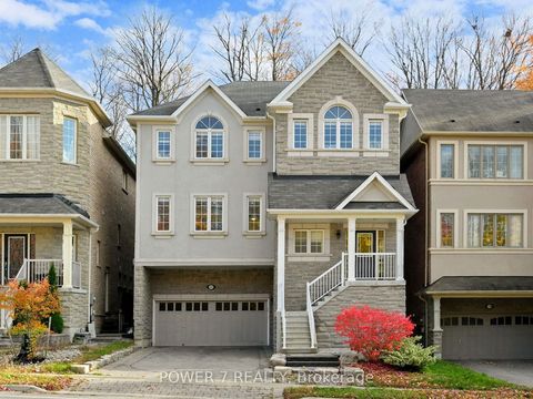 Photo of 180 Woodspring Avenue, Newmarket, ON L3X 3J4 (MLS # N12656636)