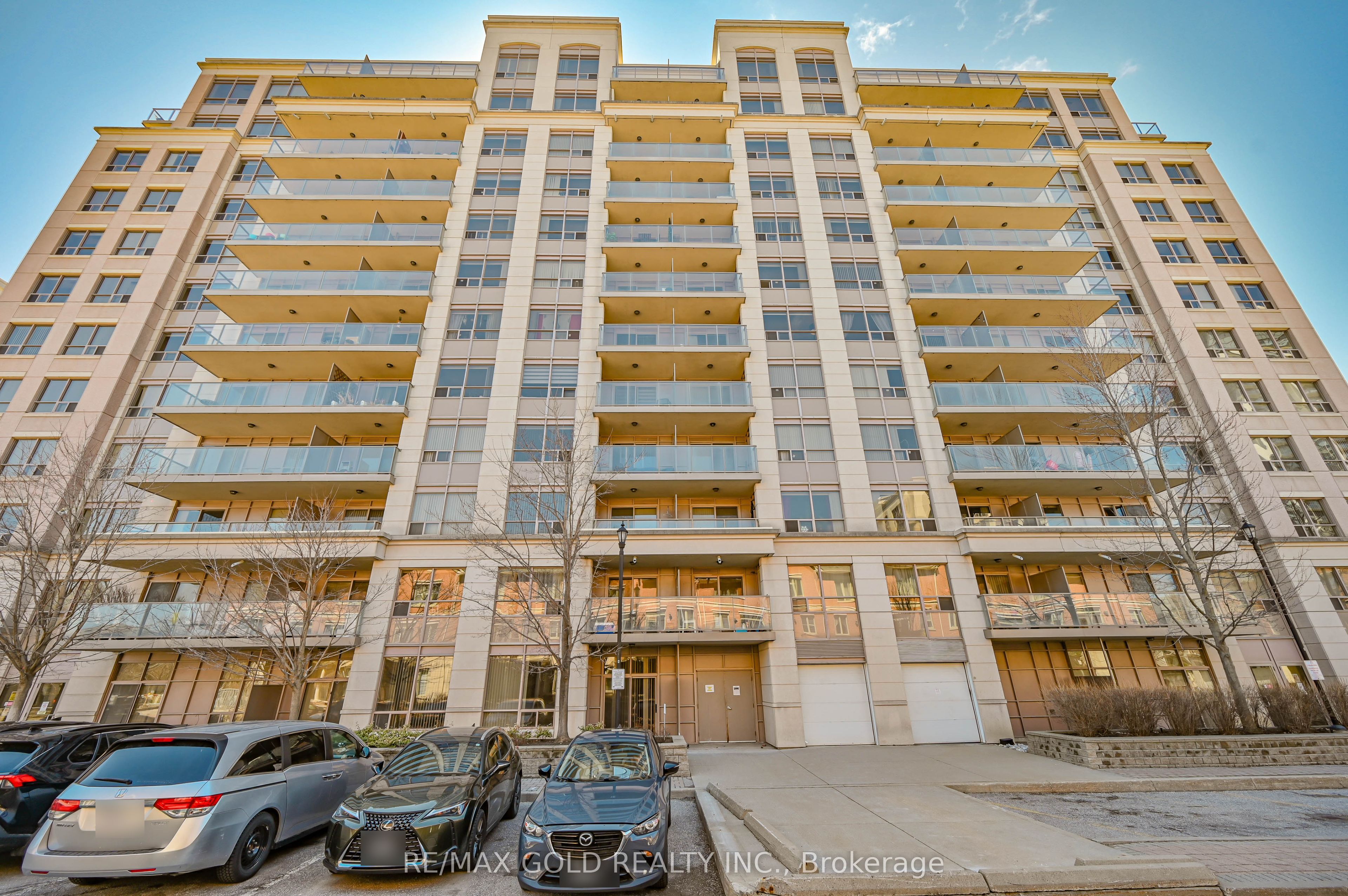 37 Galleria Parkway 319