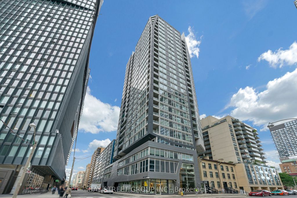 Photo of 68 Shuter Street #2802, Toronto, ON M5B 0B4 (MLS # C12390222)