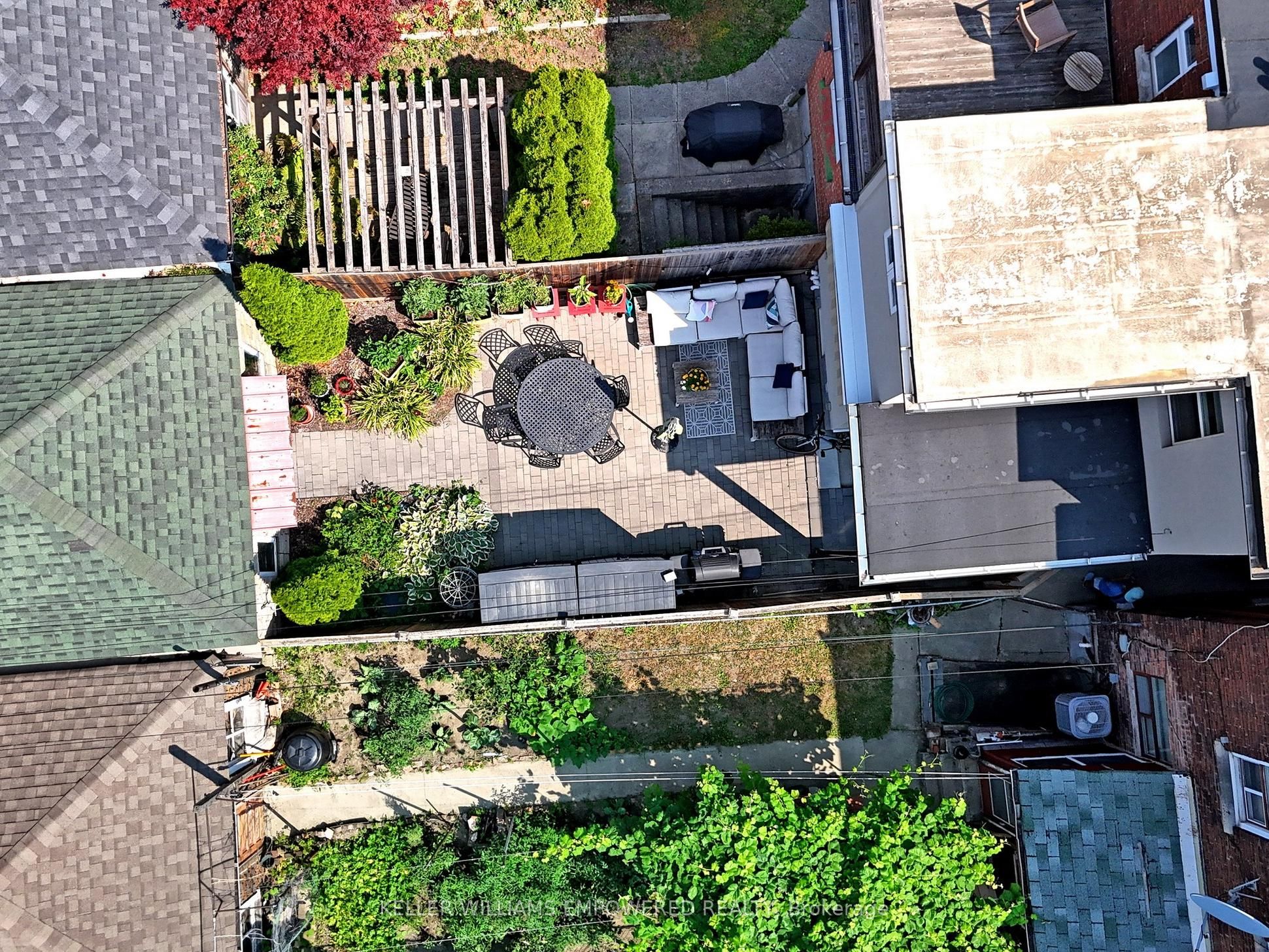 82 Russett Avenue