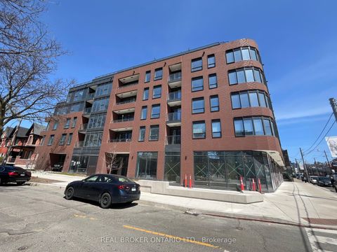 5 Lakeview Avenue 218 Toronto ON M6J 3B2