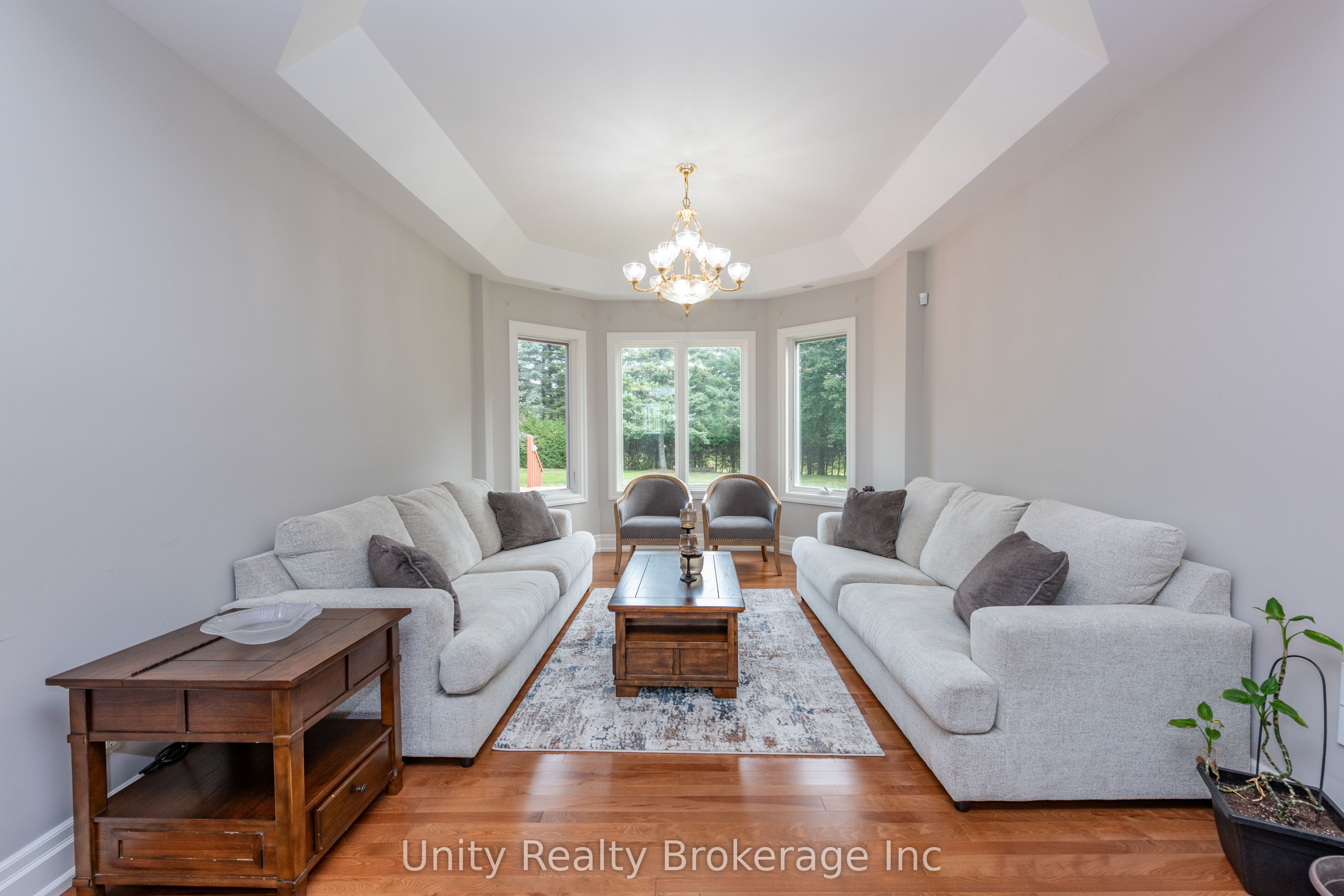7 Golfdale Court
