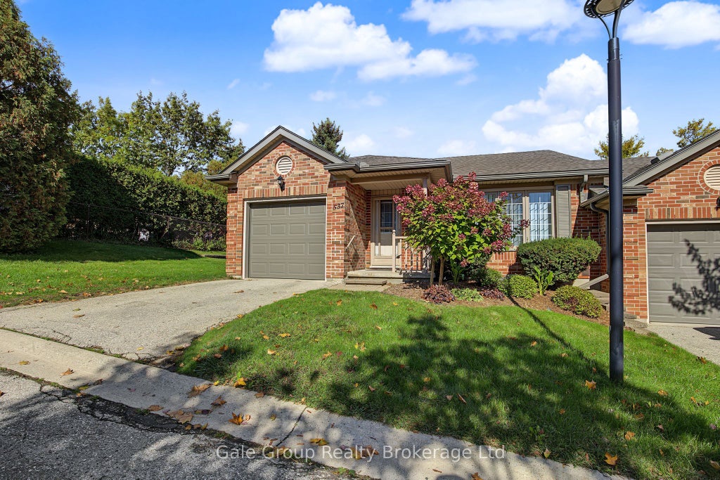 Photo of 537 Nova Scotia Court S #15, Woodstock, ON N4S 8Z3 (MLS # X13886354)