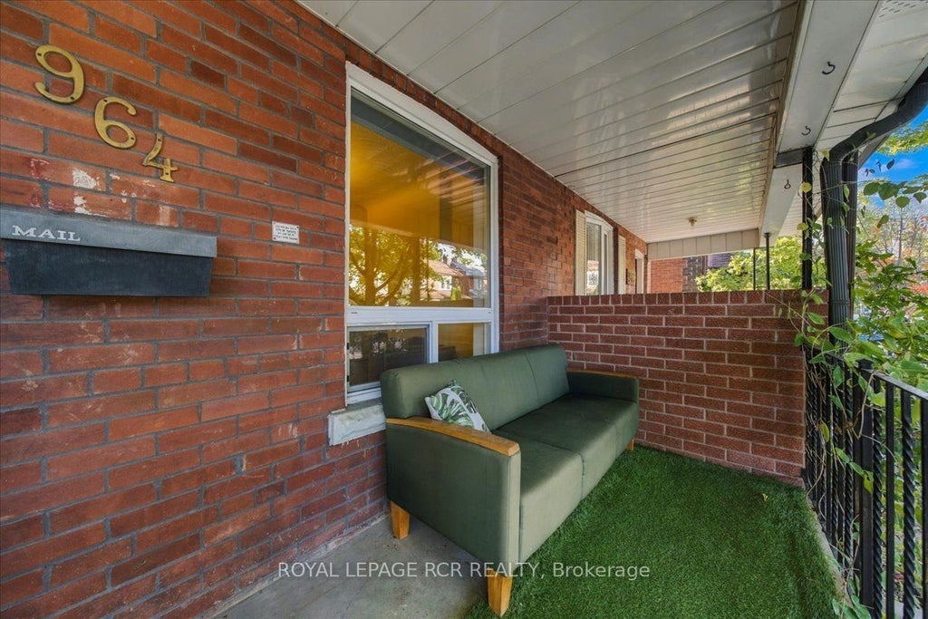 Photo of 964 Shaw Street, Toronto, ON M6G 3M7 (MLS # W13835870)