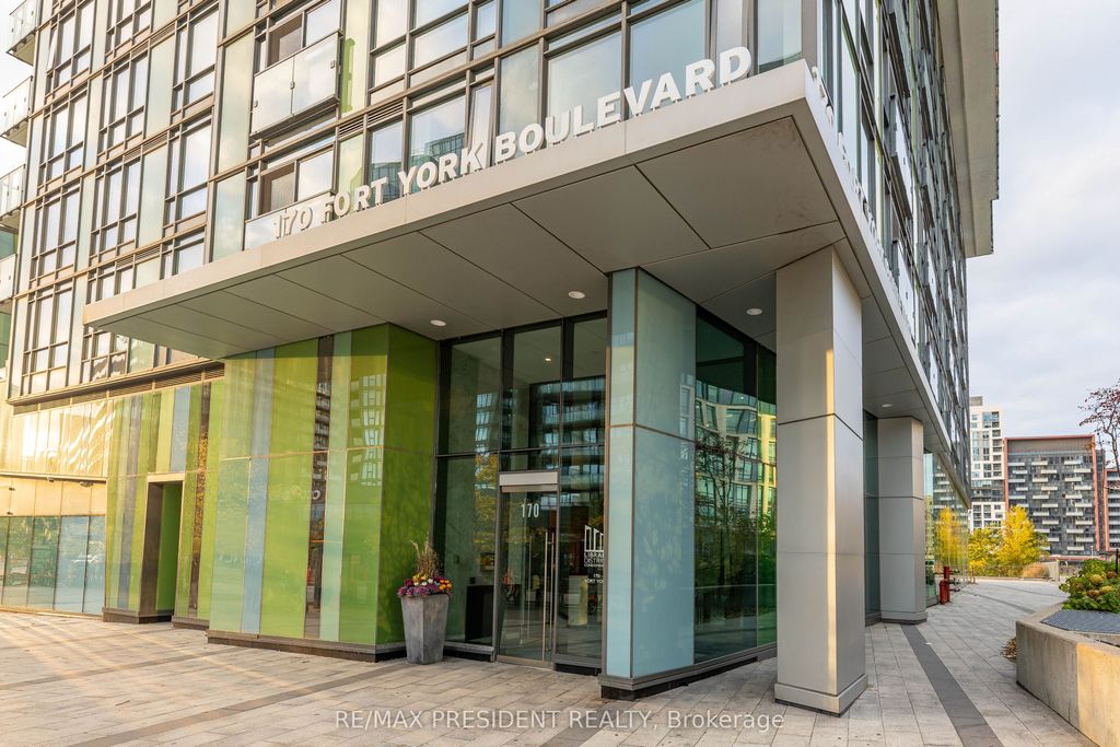 Photo of 170 Fort York Boulevard NW #PH 02, Toronto, ON M5V 0C8 (MLS # C12507768)