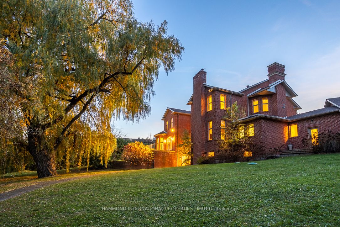 53 Macamo Court