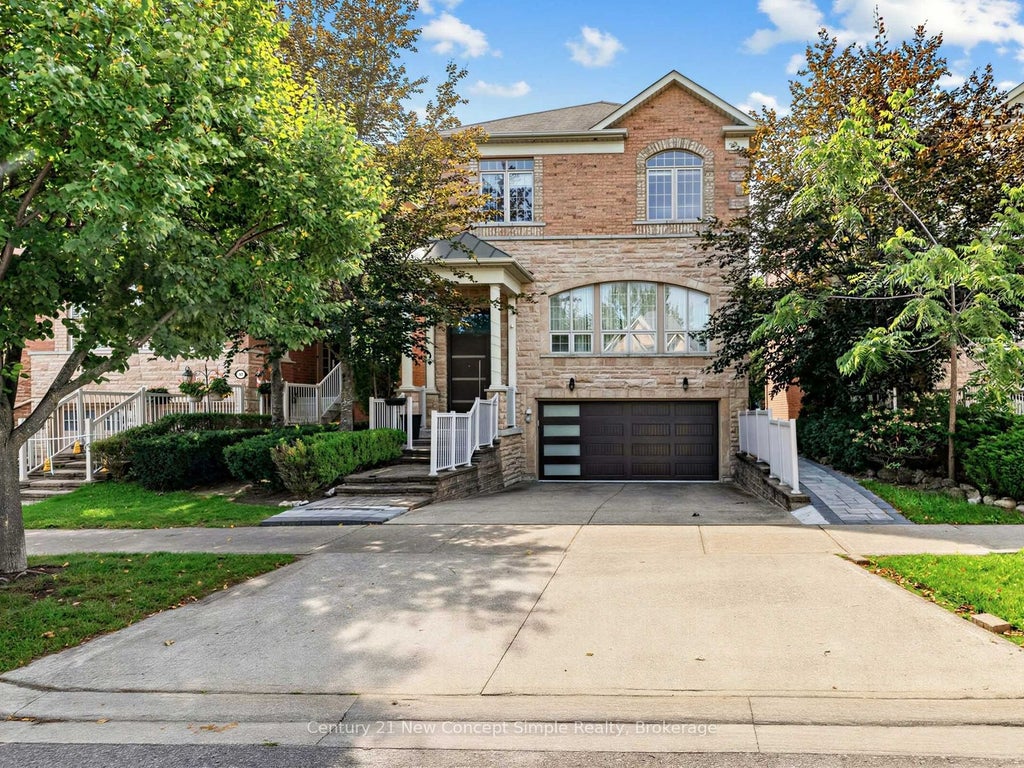 Photo of 161 Townsgate Drive, Vaughan, ON L4J 8J5 (MLS # N13771162)