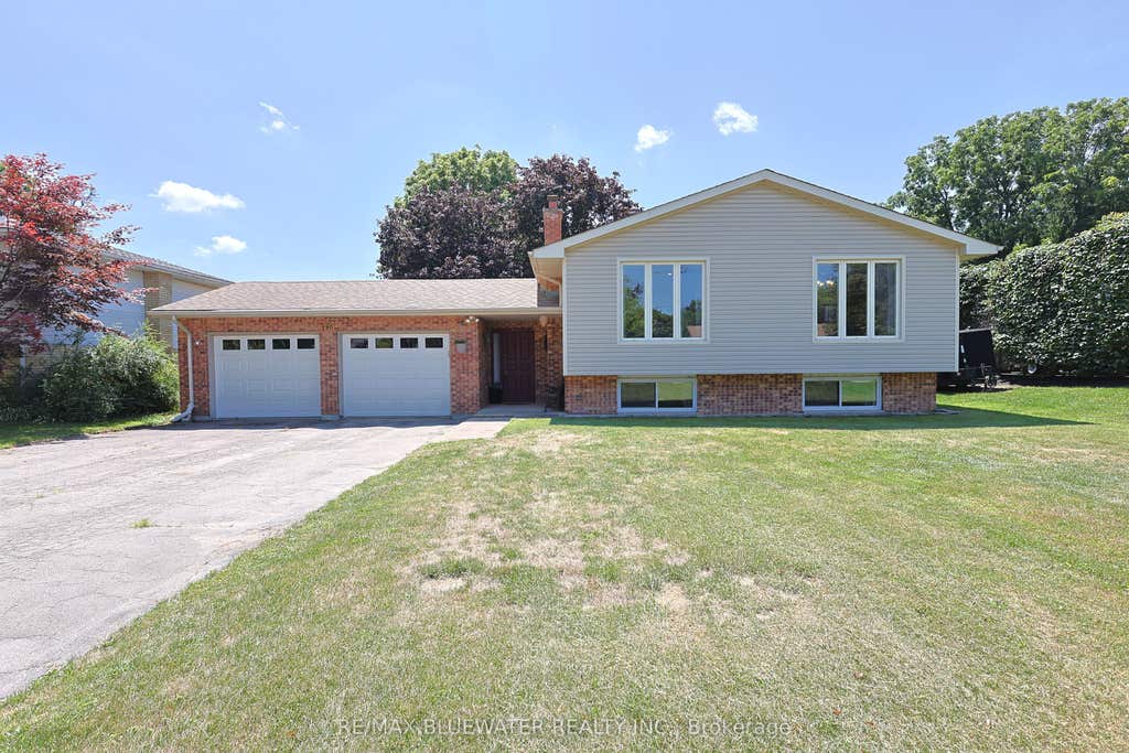 Photo of 290 Anna Street, North Middlesex, ON N0M 2K0 (MLS # X13664234)