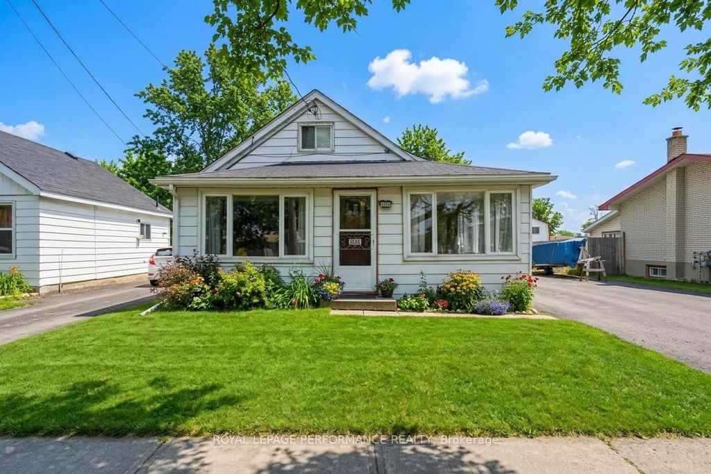 Photo of 1121 Hebert Street, Cornwall, ON K6J 5A8 (MLS # X12949046)